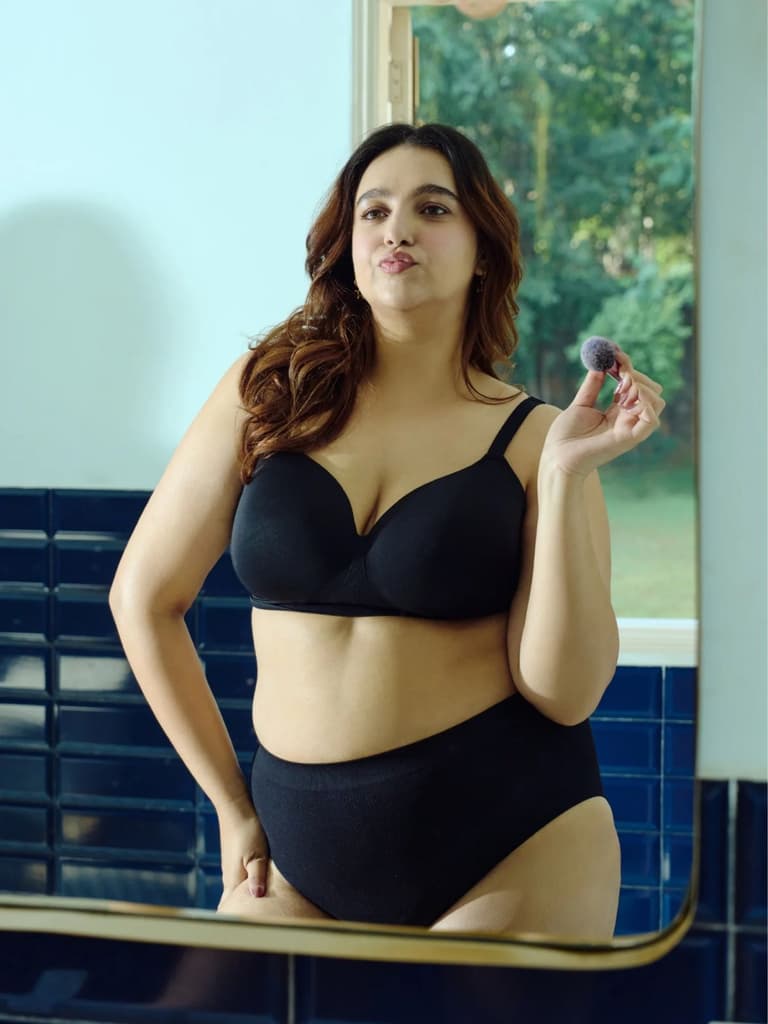 Wireless Support Bra - Non-Wired T-Shirt Bra with Full Coverage Support — Black / S