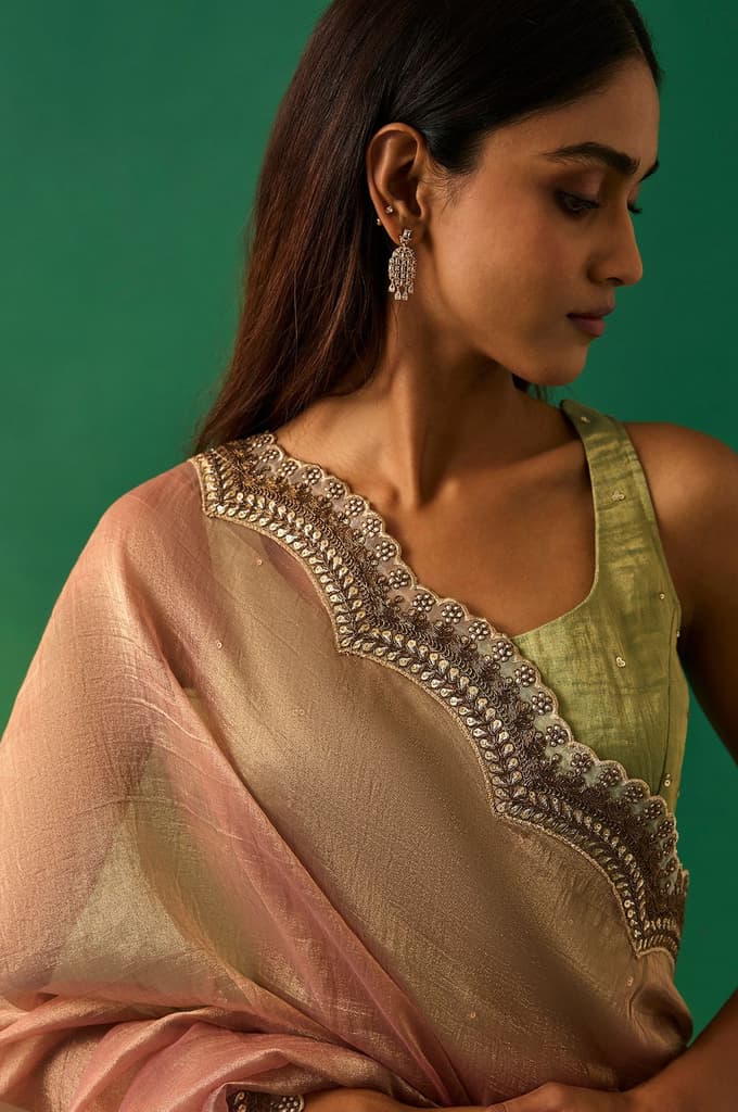 Pink Solid Zari Work Tissue Saree with Unstitched Blouse — photo 6