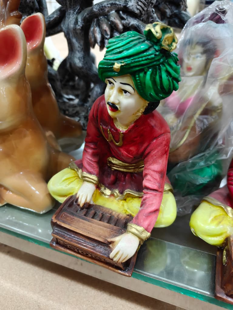 Green Statue | Decorative | Glass | Green