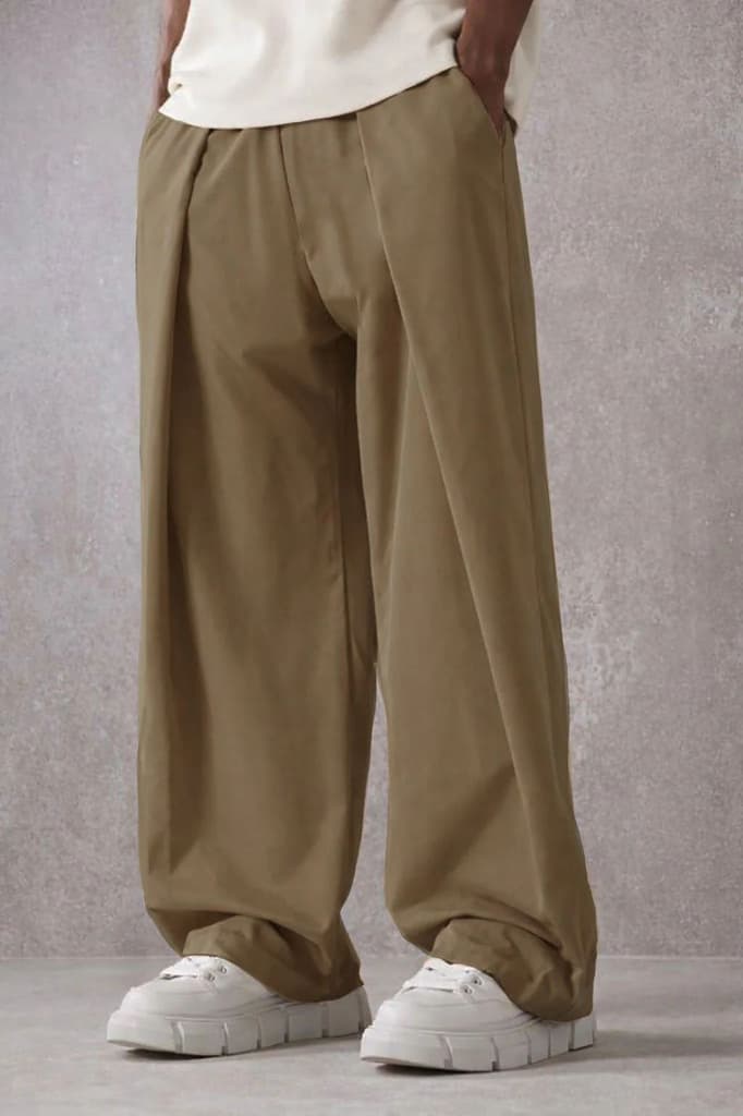 Pleat Core Tech Joggers — photo 4