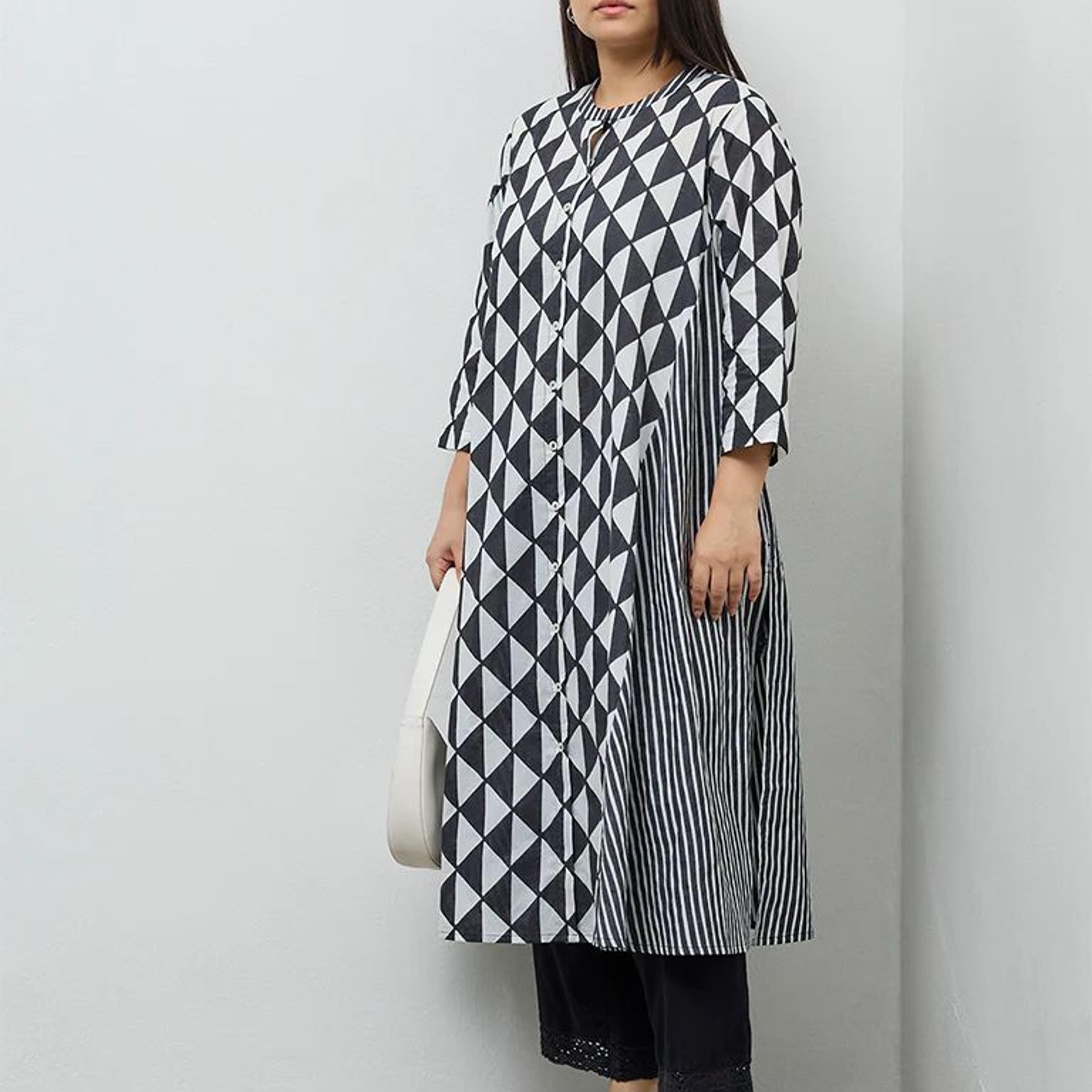 Diza Black Geometric Printed Cotton A-Line Kurta