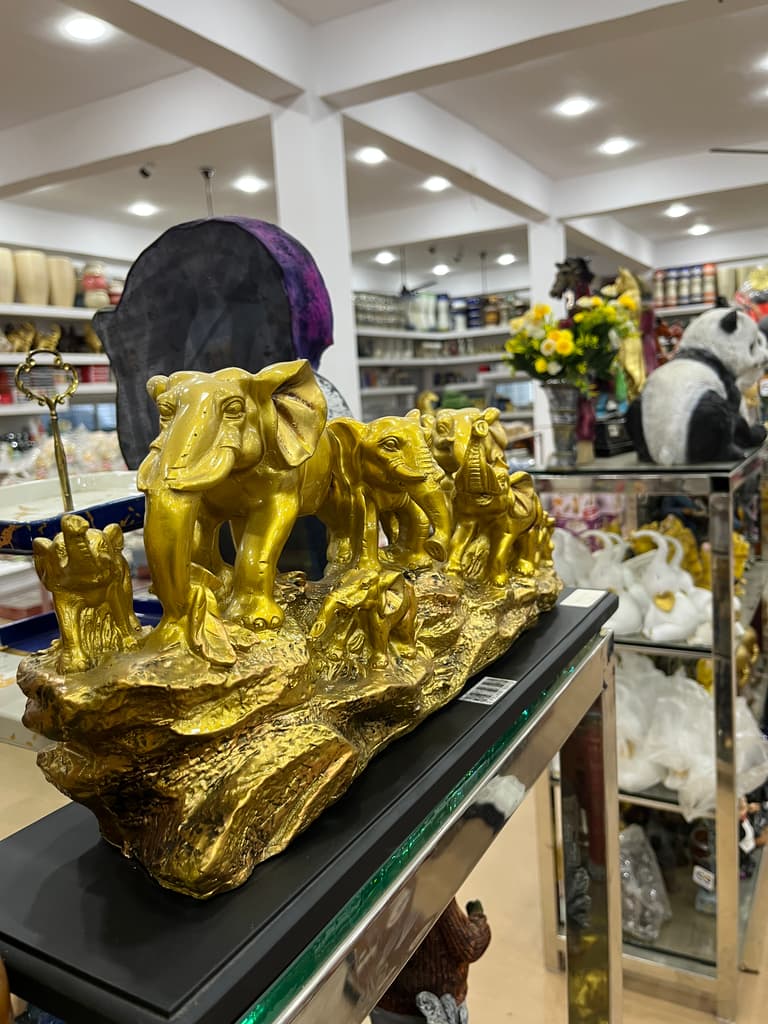 Golden Elephant Statue | Sculpture | Bronze | Gold
