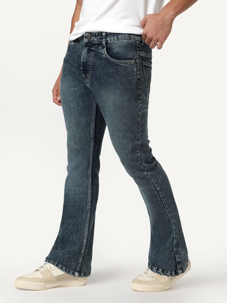 Men's Blue Bootcut Fit Mid Rise Tinted Heavy Washed Jeans Stretchable — photo 3