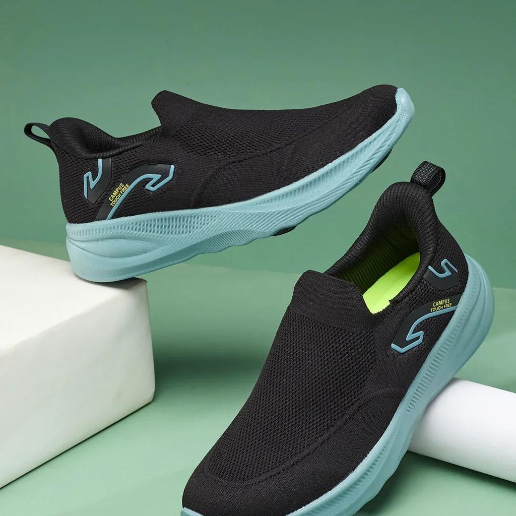 AIRO Black Men's Walking Shoes