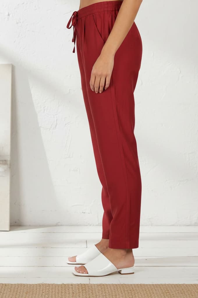 Red Solid Relaxed Fit Ankle Length Mid Rise Straight Pants — photo 2