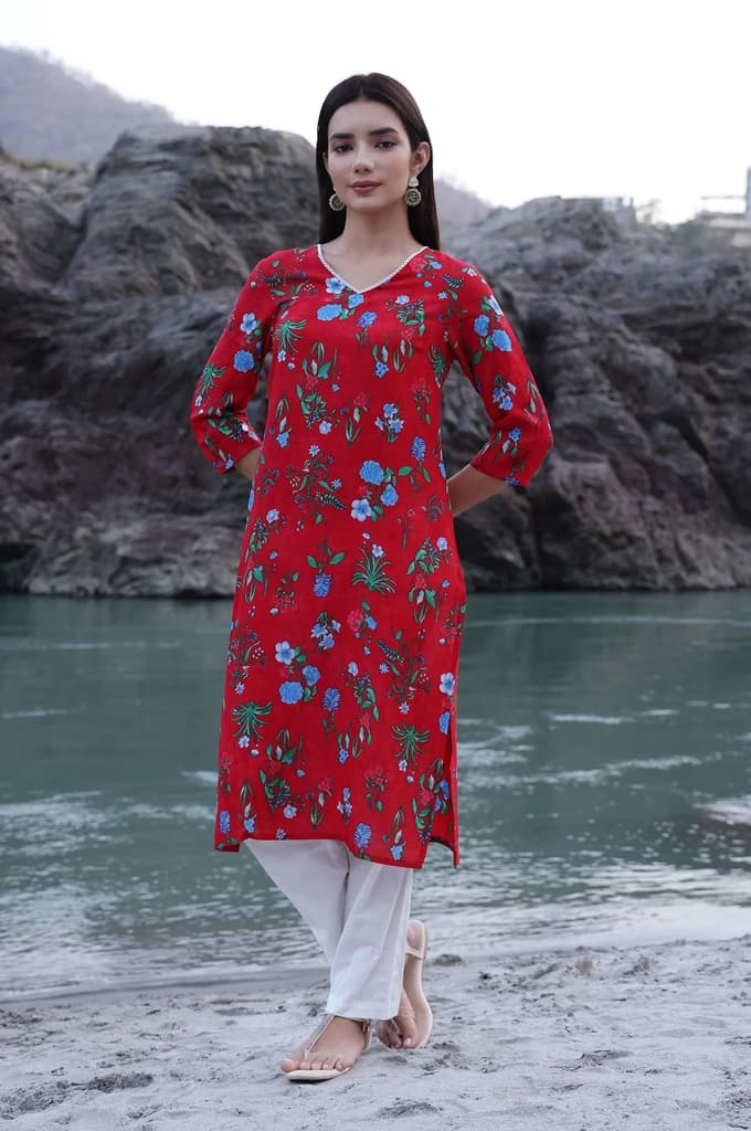 Red Bold Floral Printed Modal Straight Kurta — XS