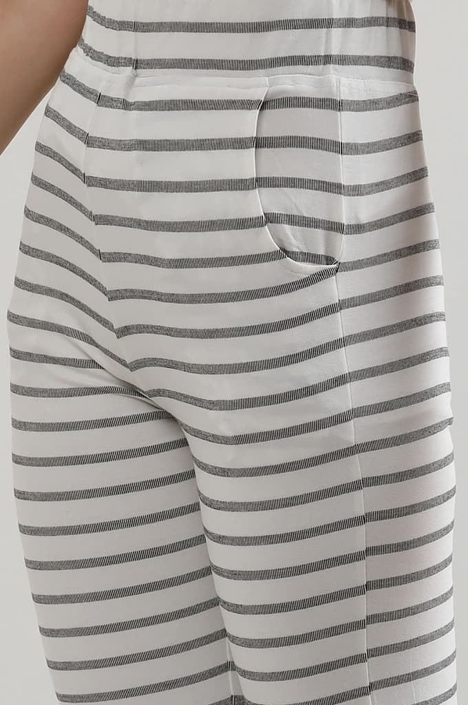 White Striped Straight Fit Cotton Pants With Slip On Closure — photo 7