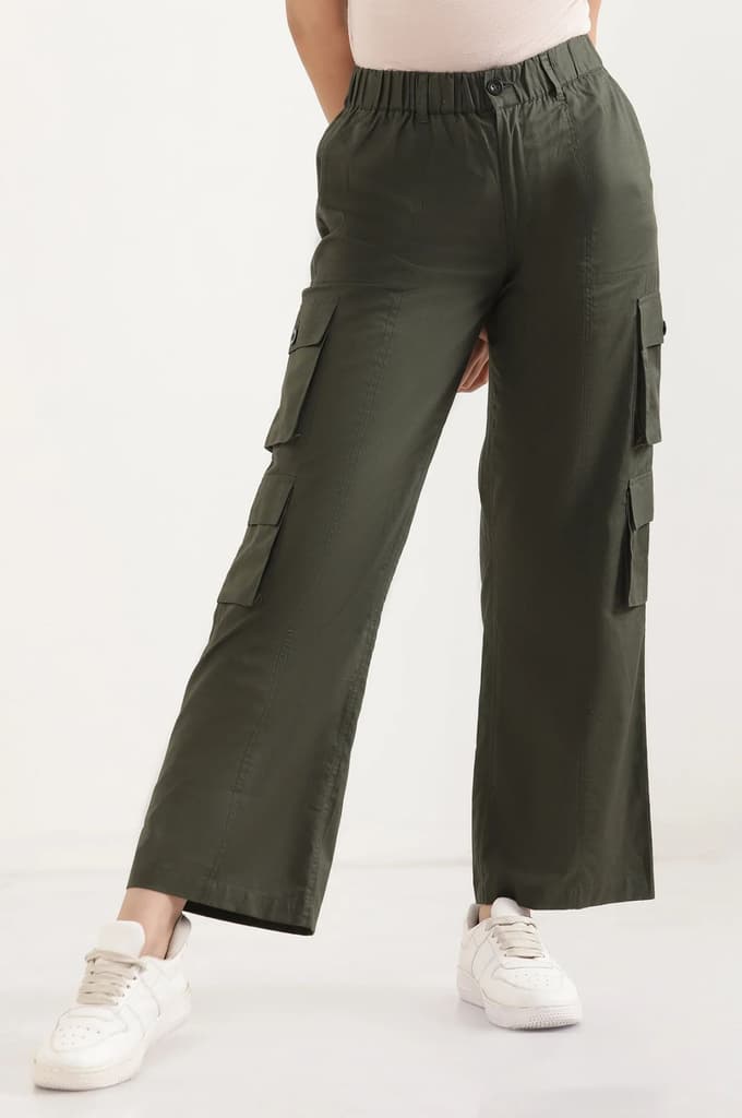Muted Sage Green Solid Straight Fit Cotton Palazzo With Elasticated Waist And Cargo Pockets — photo 2