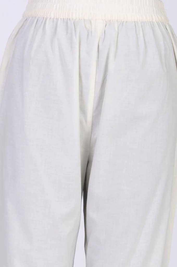 Off White Thread Embroidered Pure Cotton Straight Kurta With Straight Pants And Dupatta Set — photo 8