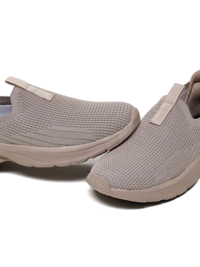 PLUZZ Beige Women's Walking Shoes — photo 7
