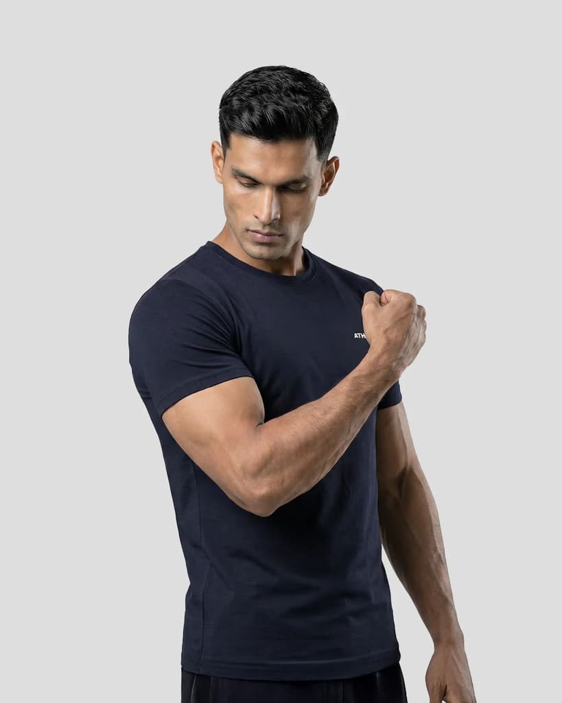 Muscle Fit T-Shirt — photo 2