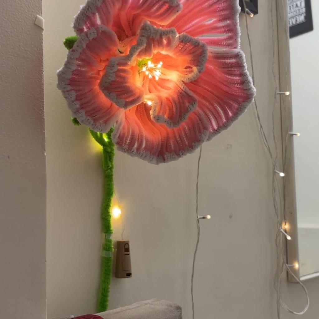 crochet floral Night Lamp