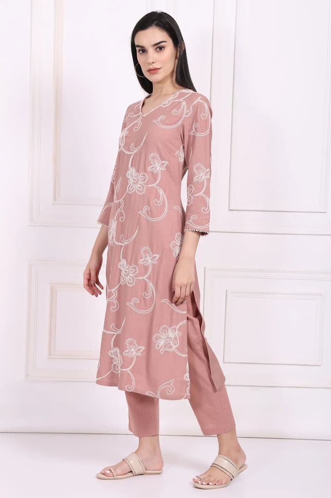 Pink Embroidered Straight Rayon Kurta with Straight Pant — photo 4