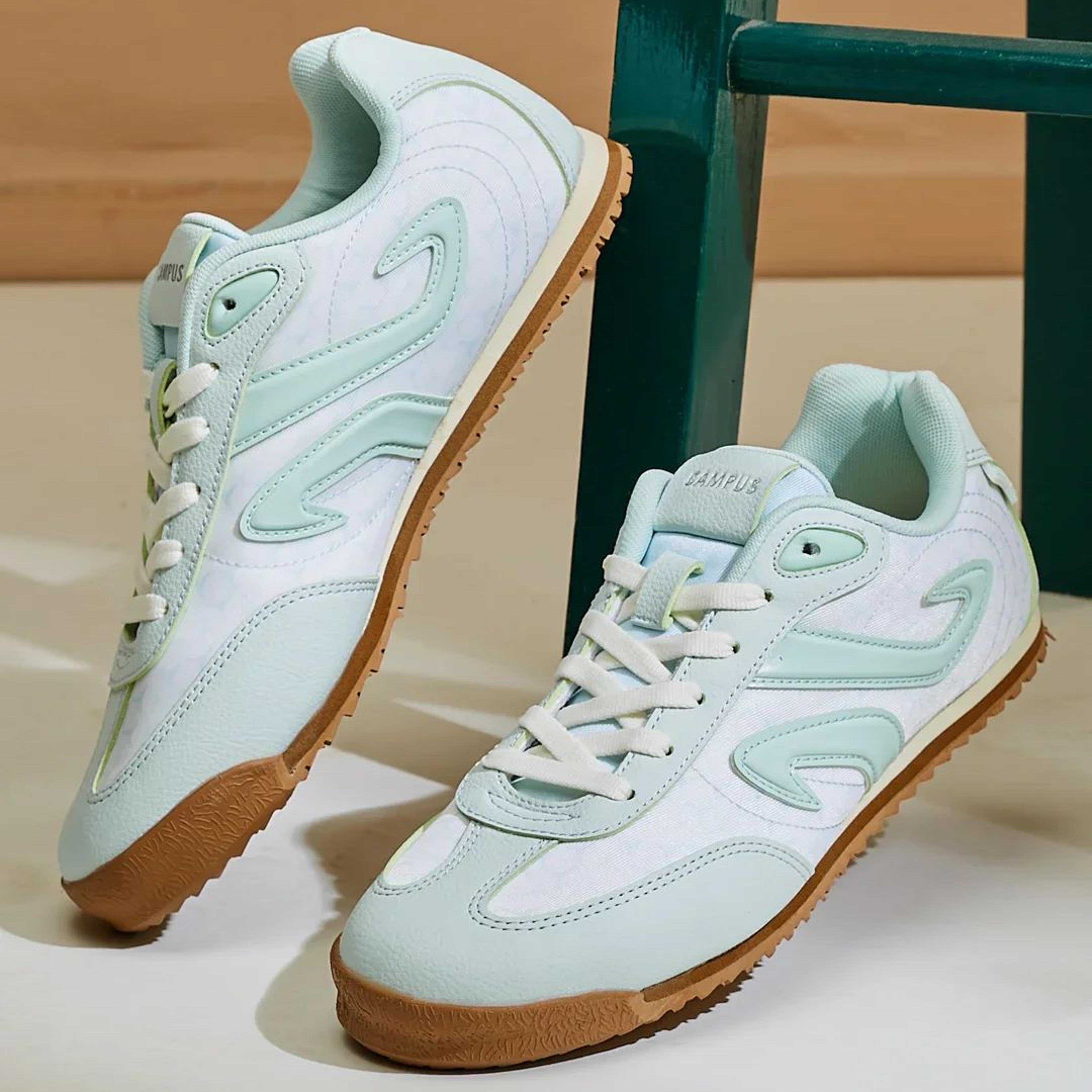 DYNO White Women's Sneakers