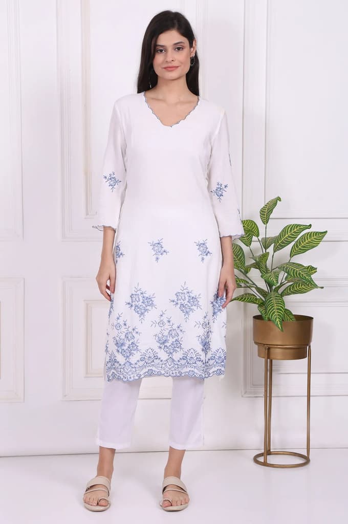 White Floral Printed Thread Embroidered Rayon Straight Kurta — photo 2