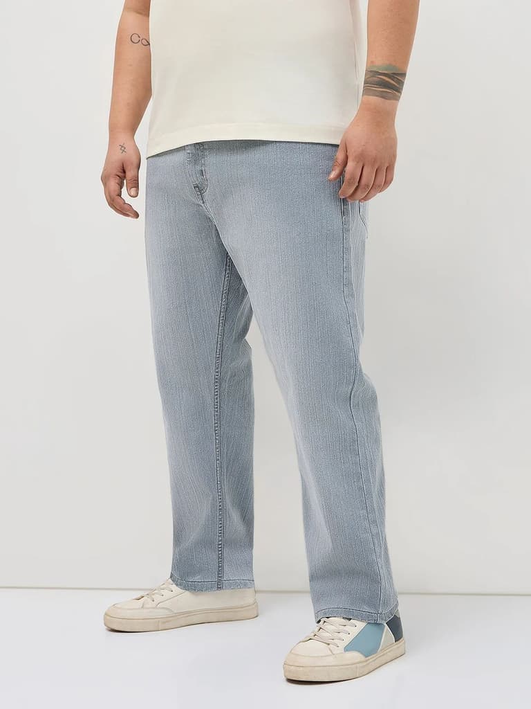 Plus Men's Light Grey Straight Fit Washed Denim Jeans Stretchable — photo 2