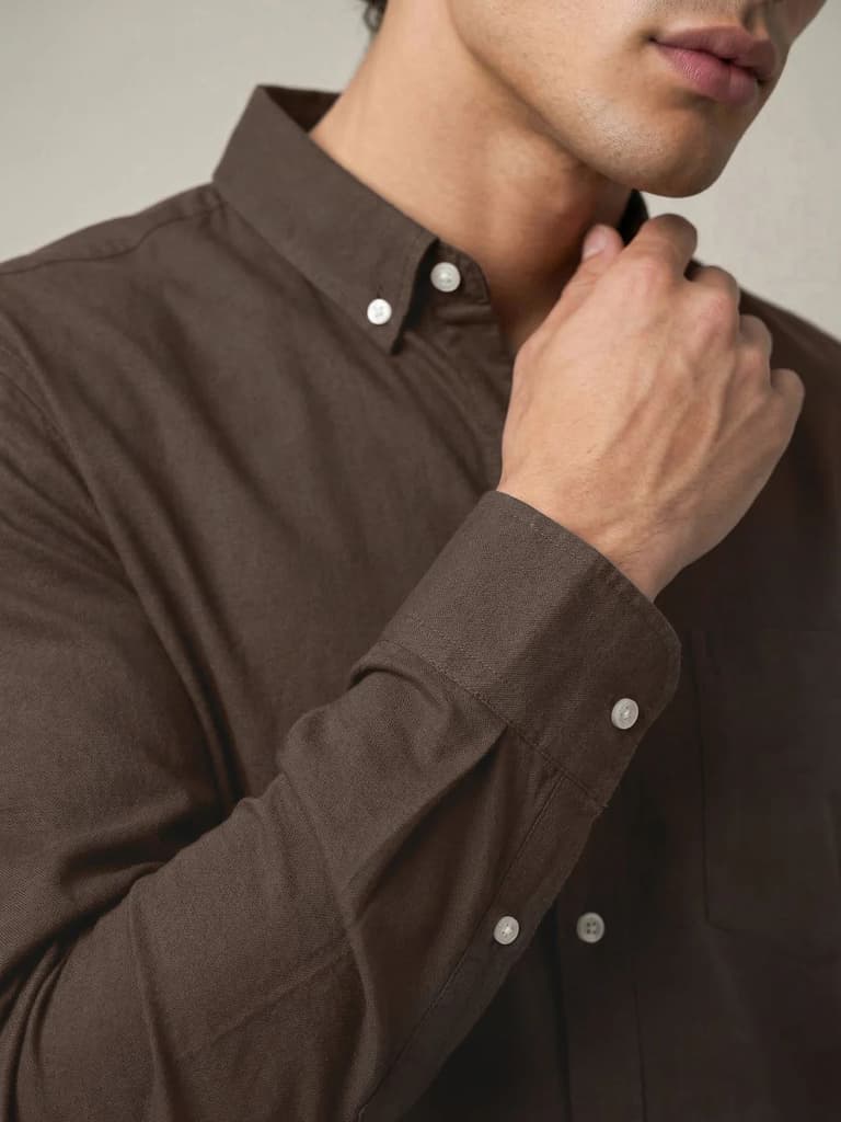 Men's Brown Cotton Full Sleeve Regular Fit Solid Oxford Shirt With Button-Down Collar — photo 6
