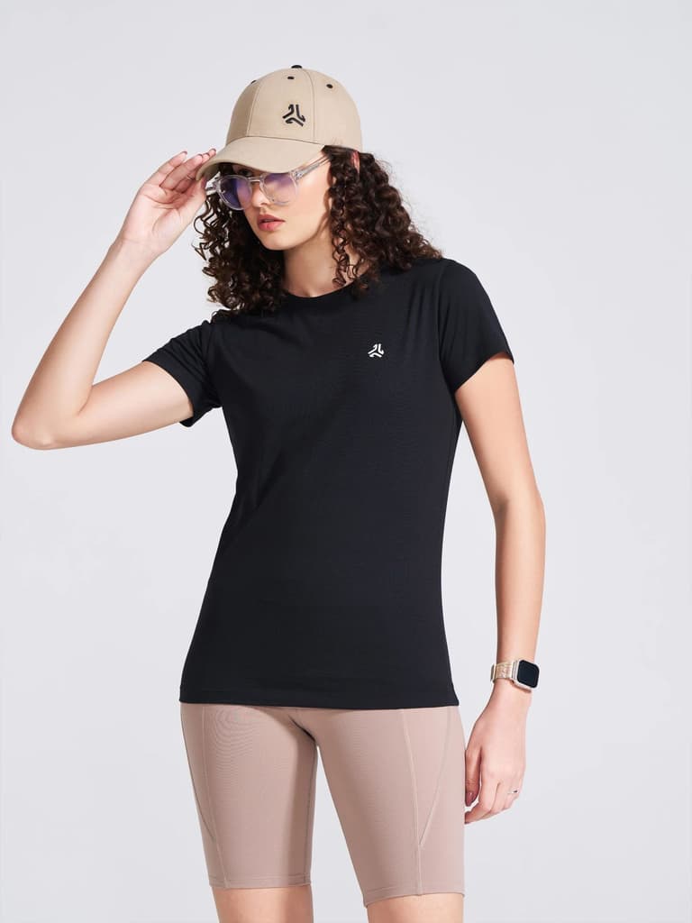 Women's Black Solid Round Neck T-Shirt — Black / XS
