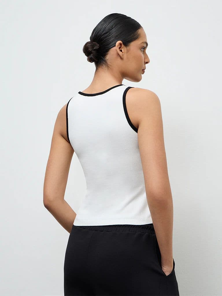 Nuoflexx Off-White Textured T-Shirt — photo 4