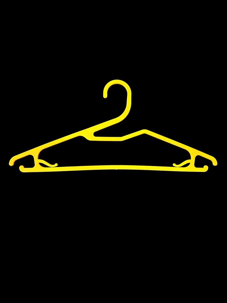 Sinco Super Plastic Cloth Hanger - Pack of 6 pcs - Yellow — photo 2