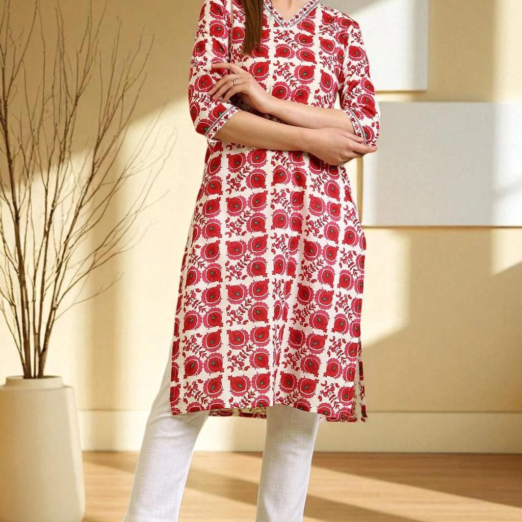 Floral Printed Straight Pure Cotton Kurta with Border Patch