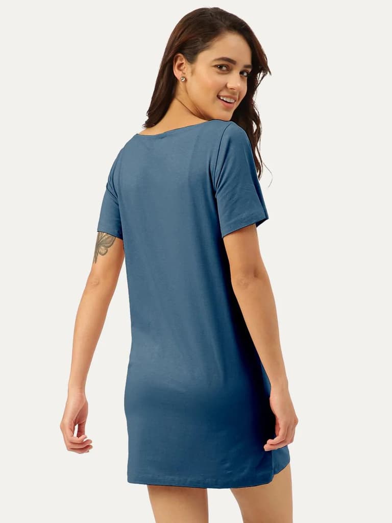Men's T-Shirt & Women's Shirt — photo 5