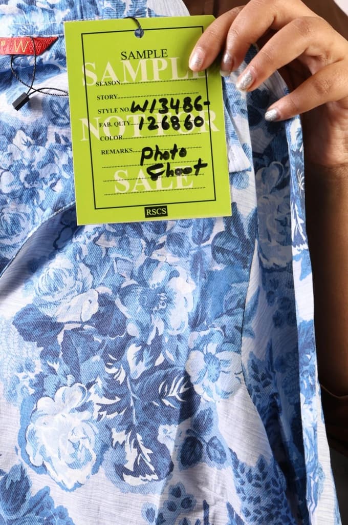 Blue Floral Printed Buttons Pure Cotton Straight Kurta — photo 7
