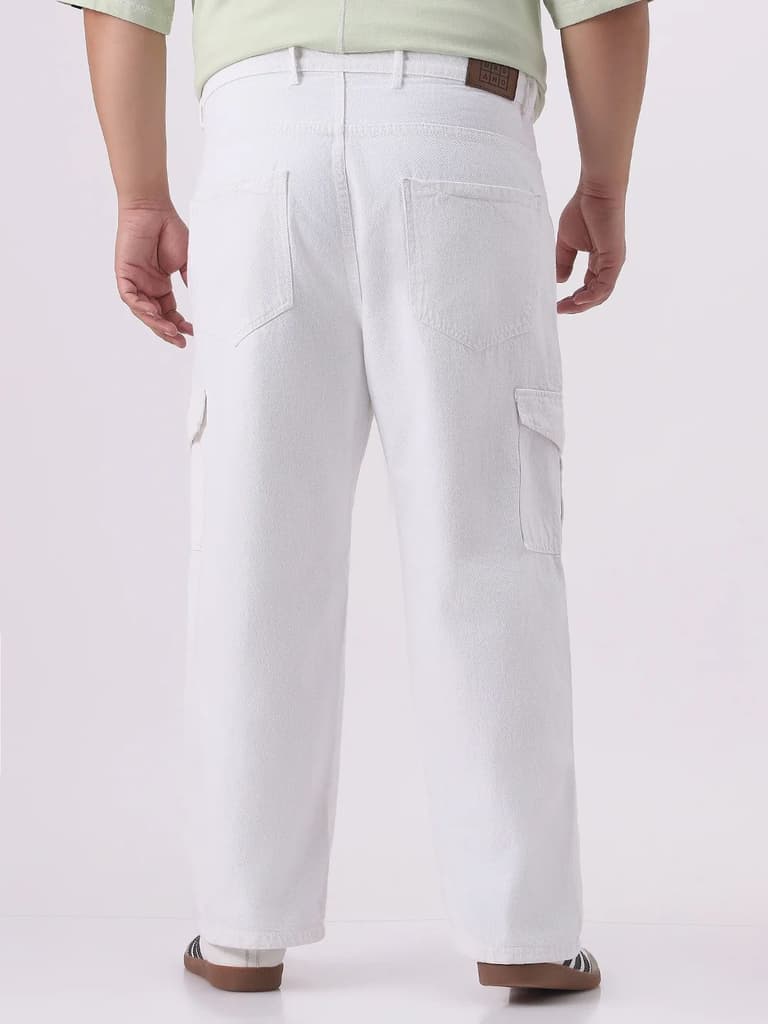 Plus Men White Mid Rise Loose Baggy Fit Cargo Jeans with 6 Pockets Non-Stretchable — photo 3