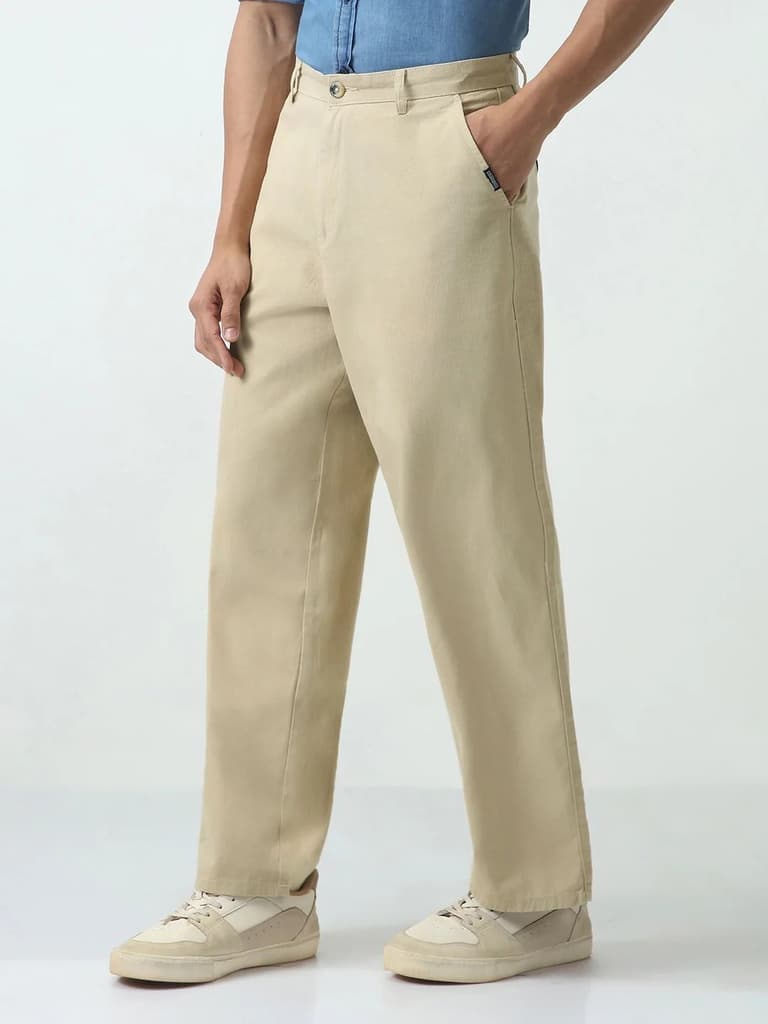 Men's Beige Loose Baggy Fit Solid Chino Trousers Non-Stretchable — photo 3