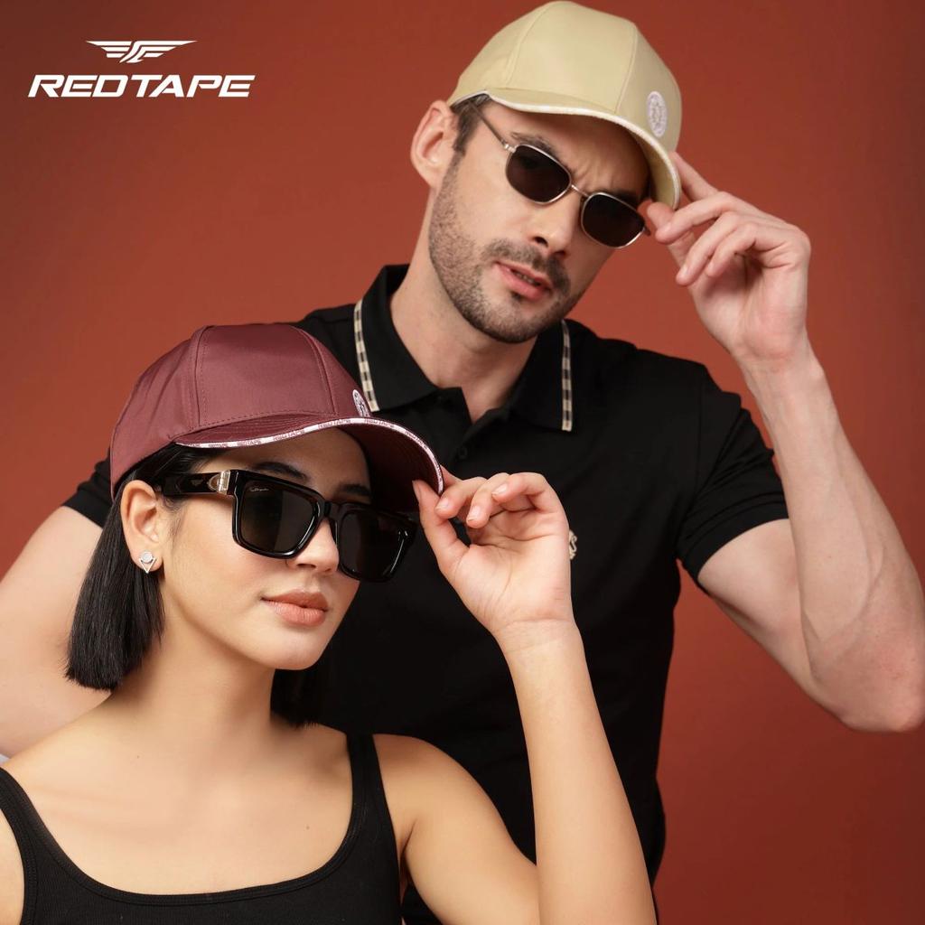 Unisex Wine Solid Polyester Baseball Cap with Adjustable Strap — photo 3
