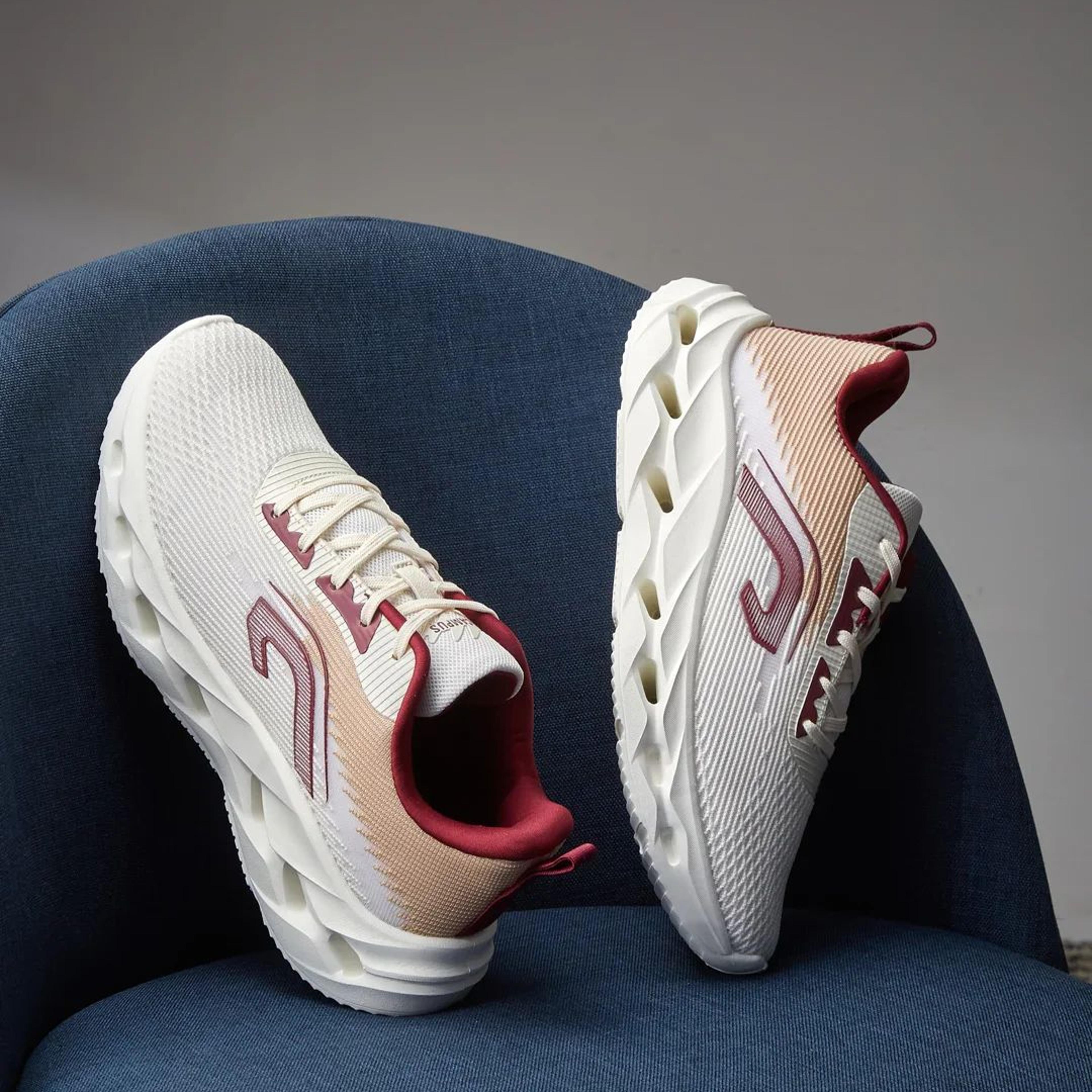 LOOPD White Men's Running Shoes