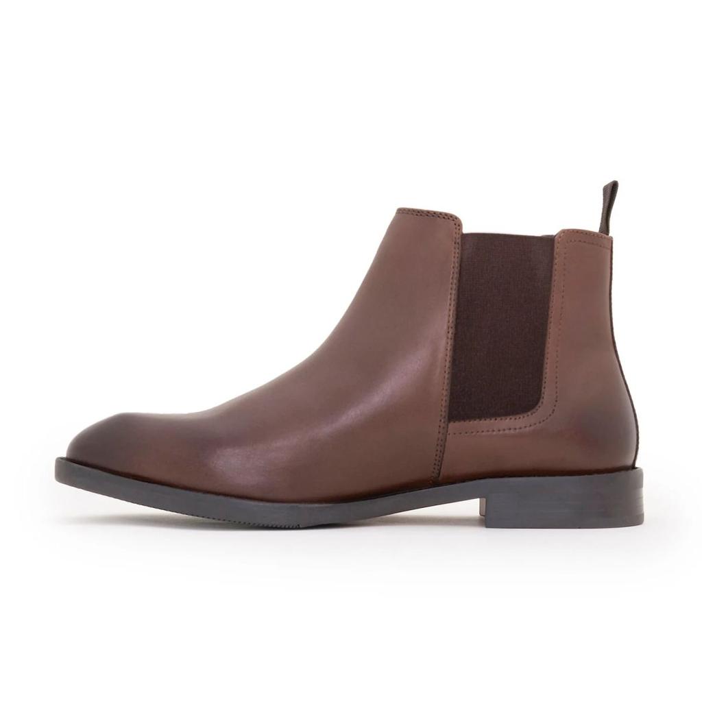 Chelsea Boots for Men in Teak | Leather Chelsea Boots — photo 3