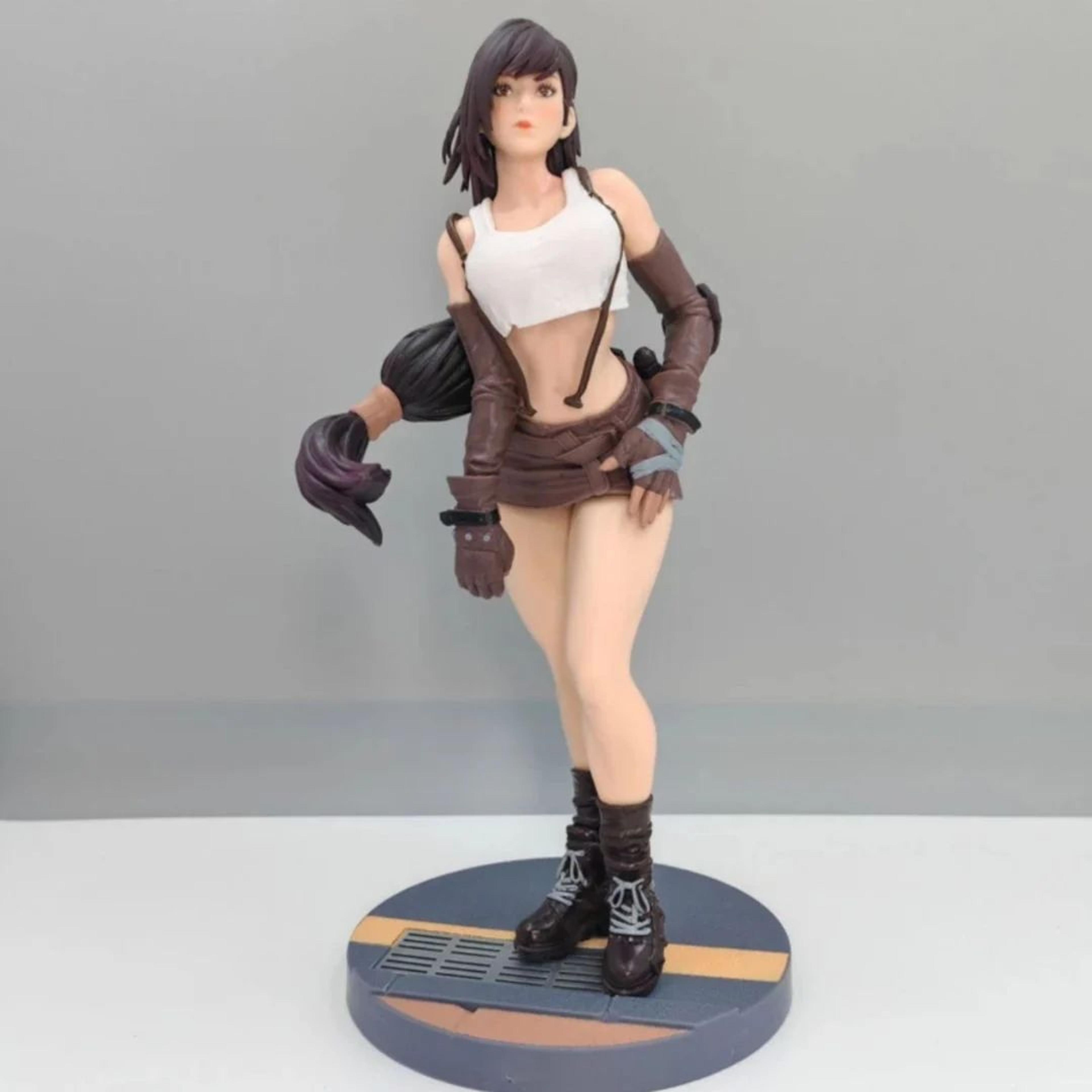 Tifa Lockhart Figurine | Final Fantasy VII Inspired Figure