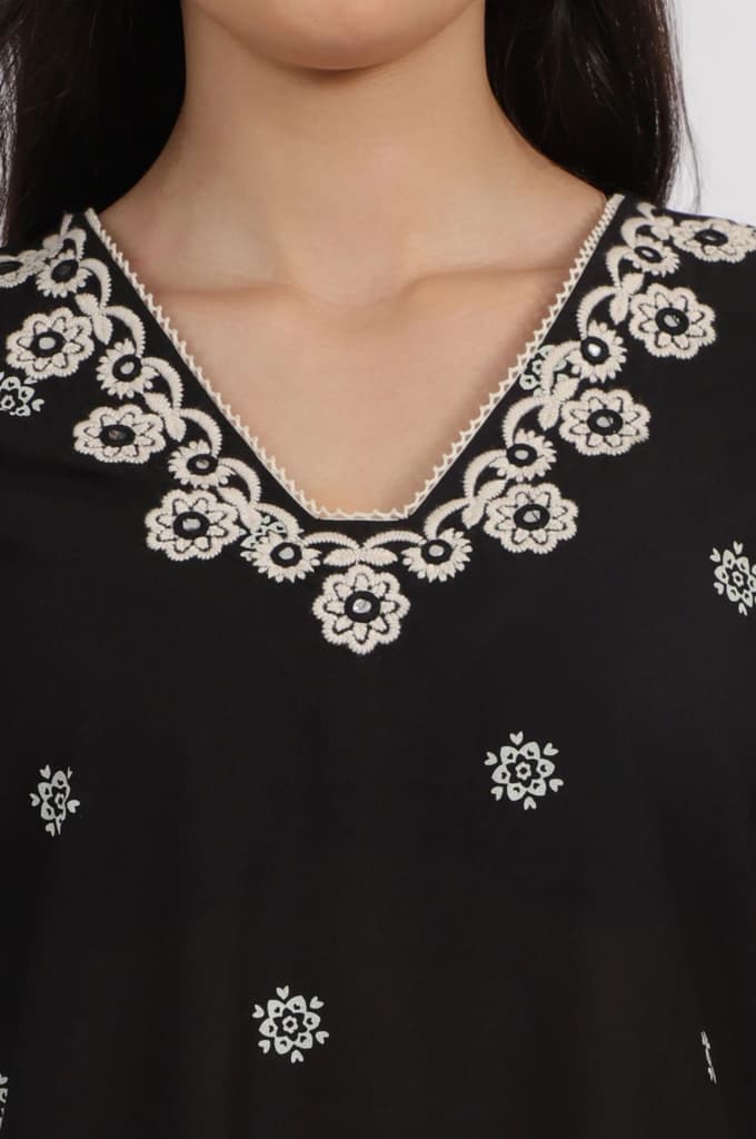 Black Bandhani Printed Pure Cotton Straight Kurta — photo 4