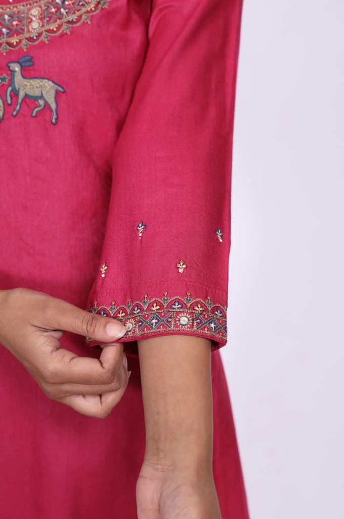 Magenta Mirror Embroidered Tussar Silk Straight Kurta — photo 6
