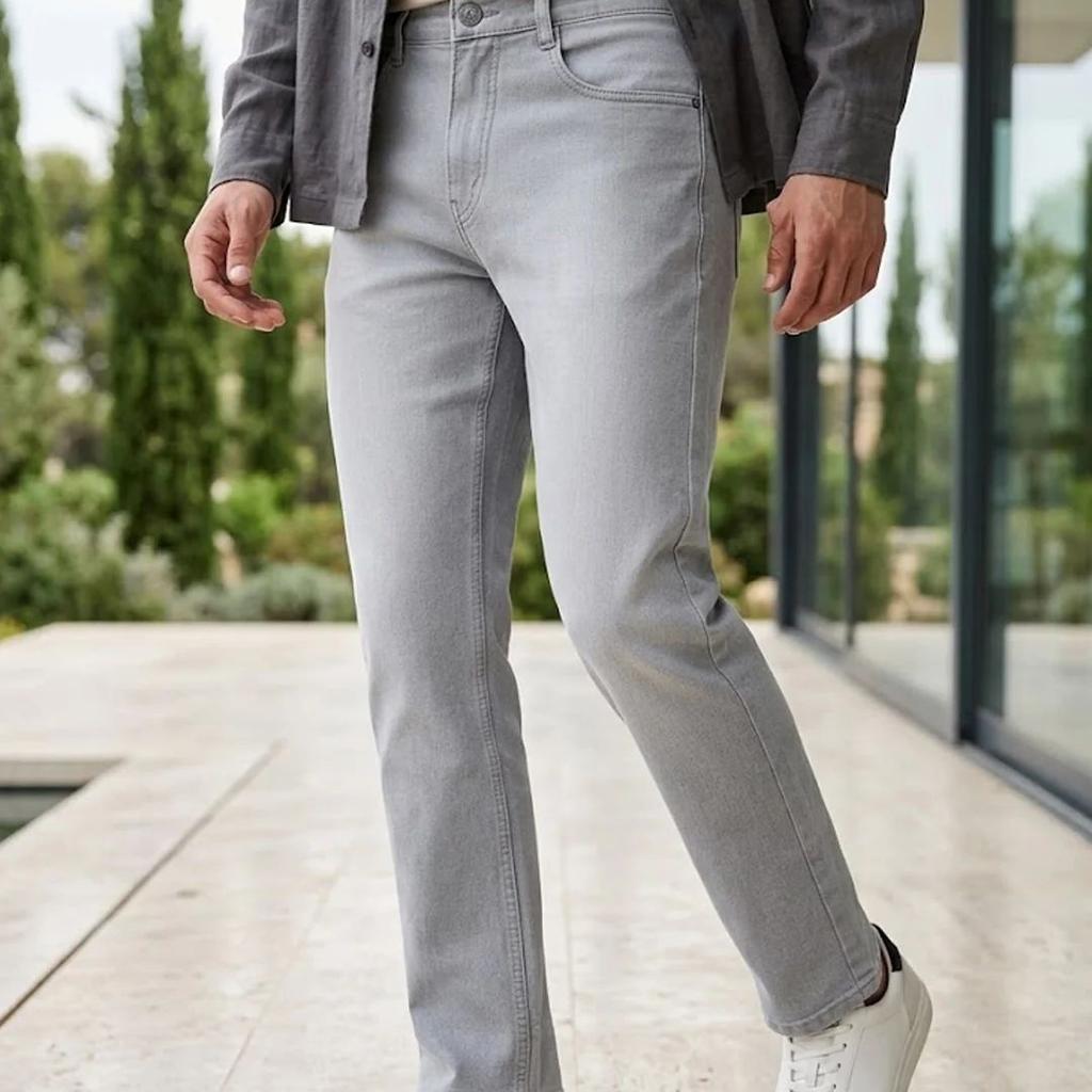 Men's Light Grey Straight Fit Washed Jeans Stretchable