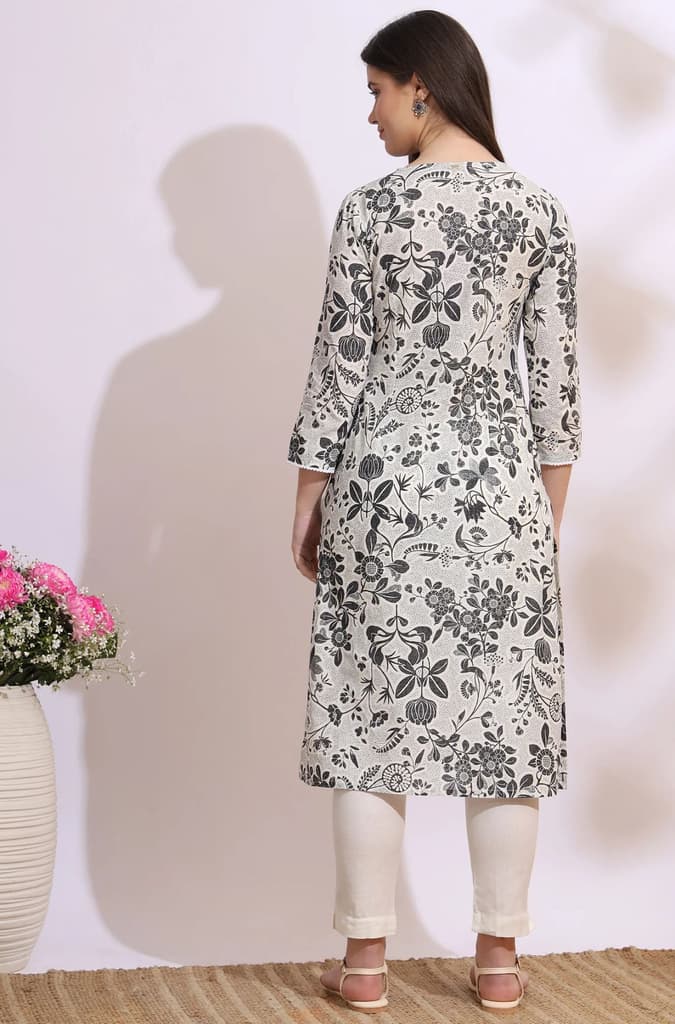 Off-White Bold Floral Printed Cotton Cambric Straight Kurta — photo 5