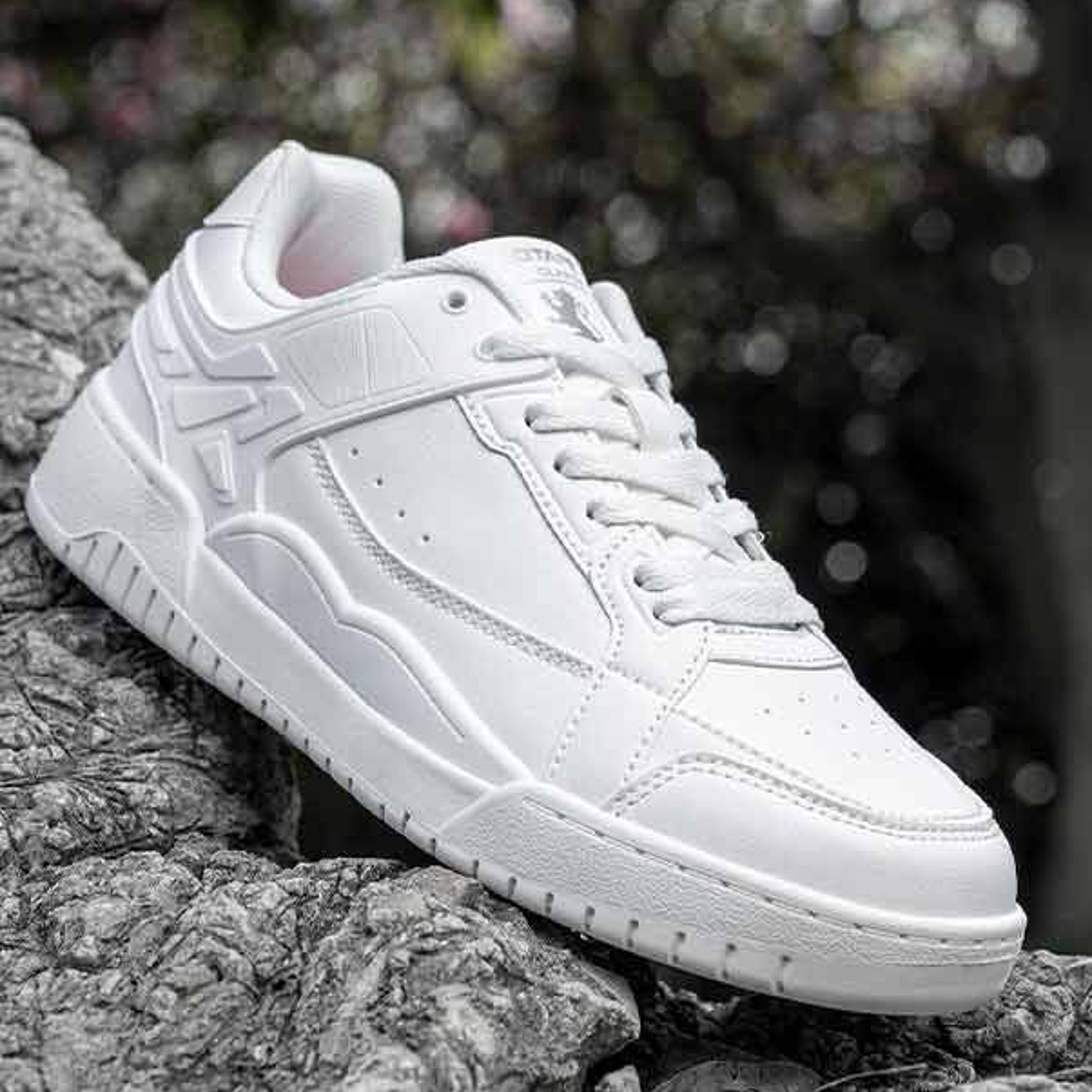 RedTape Women's Casual Sneakers Shoes | Soft Cushioned Insole, Slip-Resistance, Dynamic Feet Support, Arch Support & Shock Absorption