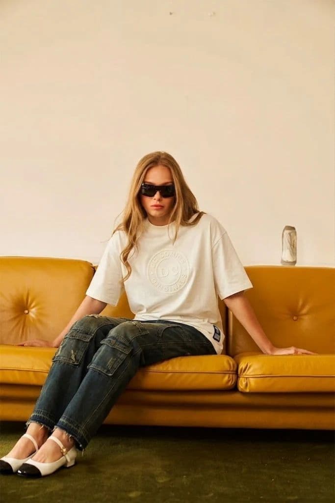 Golden Age Oversized T-shirt — photo 4