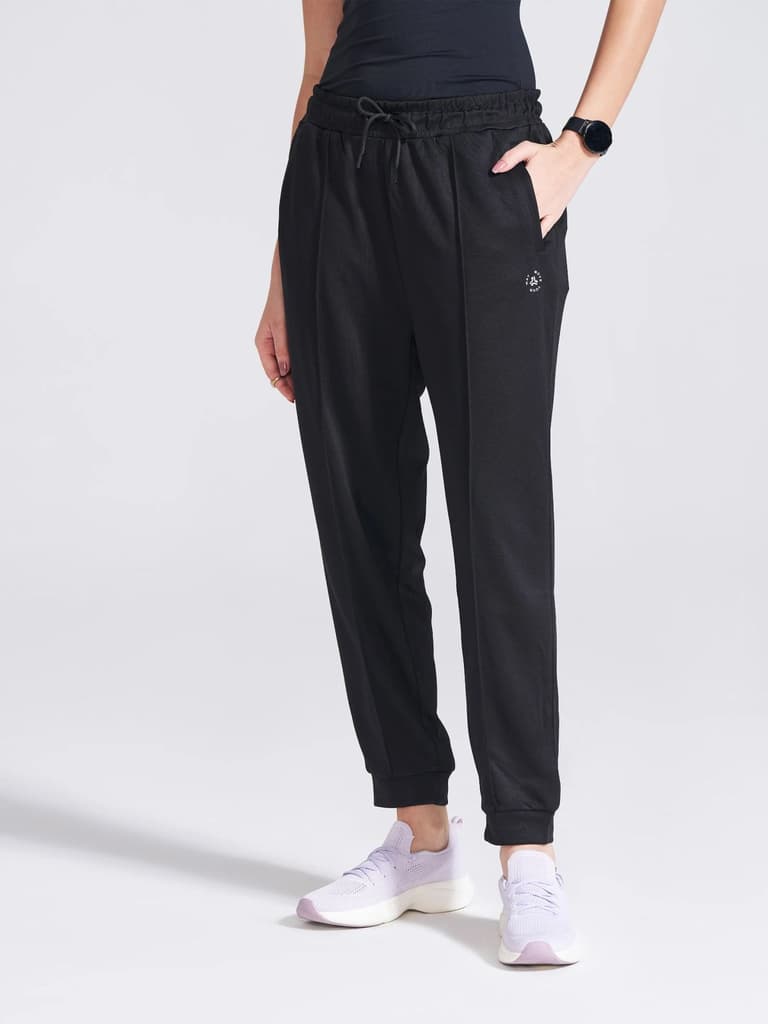 Women's Black Regular Fit Track Pants — Black / 28