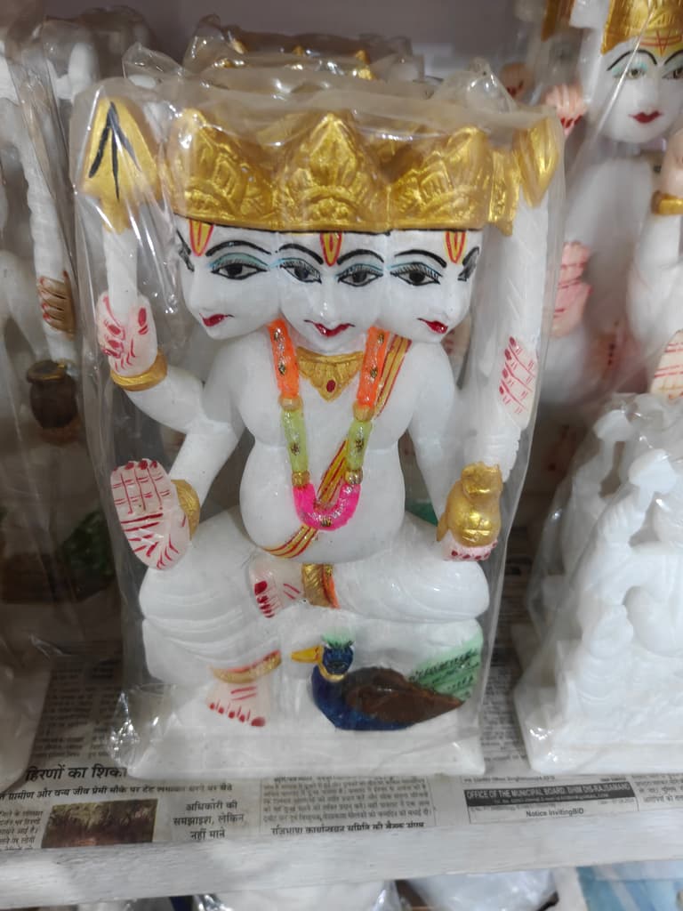 Hindu God Statue | Gold | Wood | Decorative