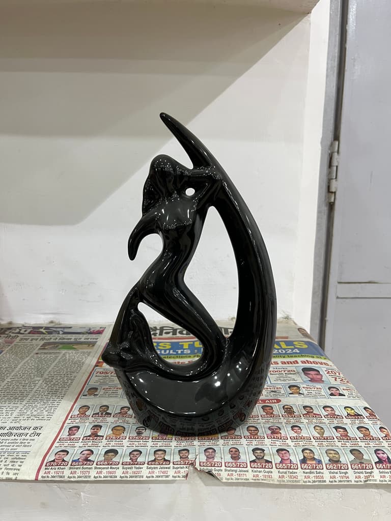 Black Cat Statue | Sculpture | Glass | Black