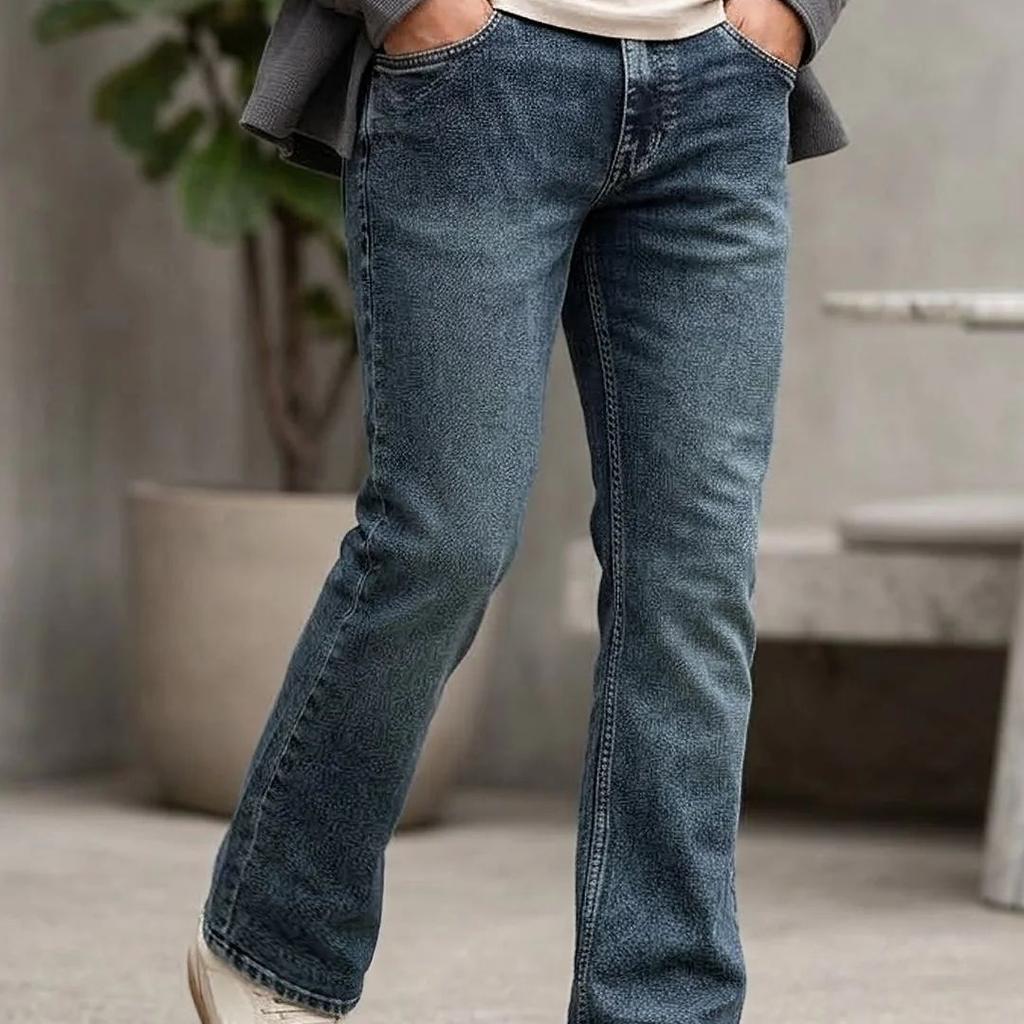 Men's Blue Bootcut Fit Mid Rise Tinted Heavy Washed Jeans Stretchable