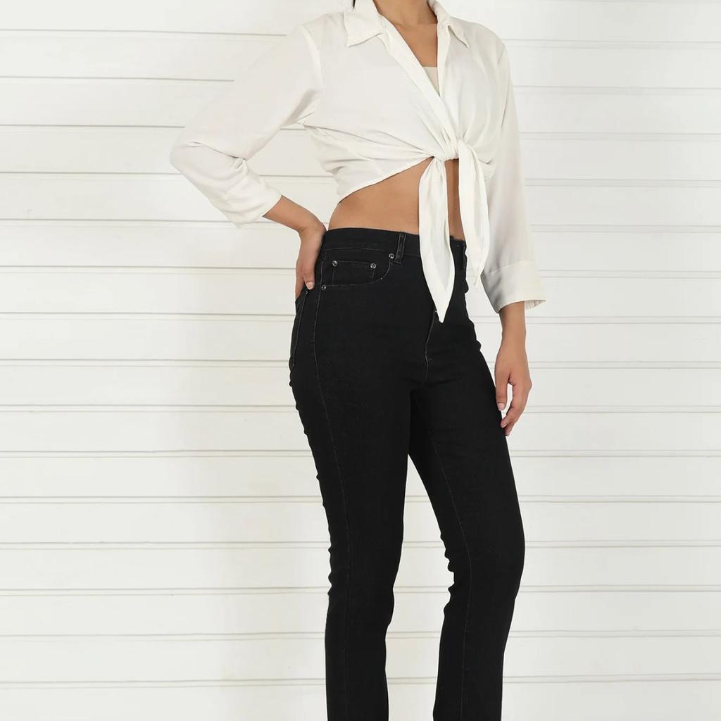Black Denim Lycra Mid Rise Ankle Length Straight Pant with YKK Zipper