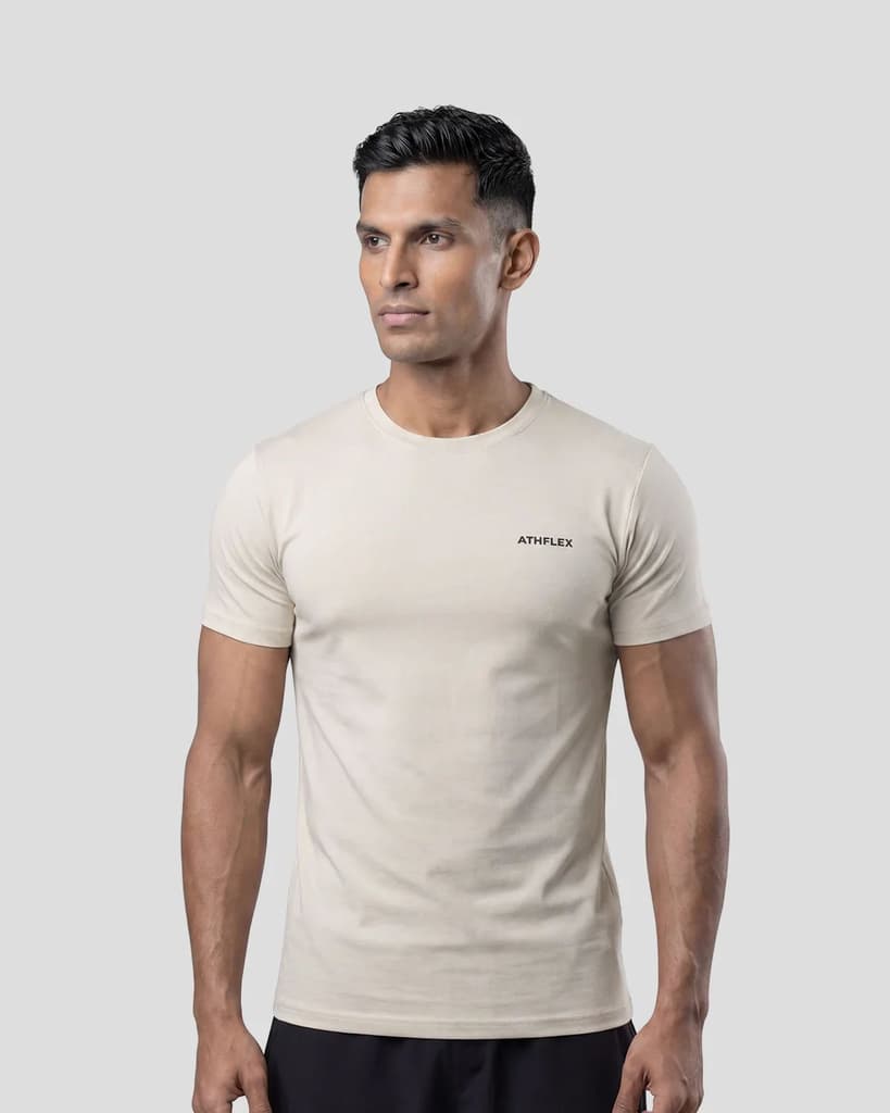 Muscle Fit T-Shirt — M