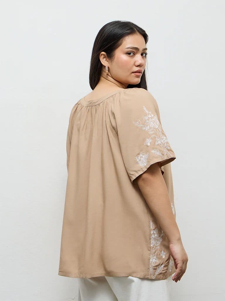 Gia Beige Floral Embroidered Top — photo 4