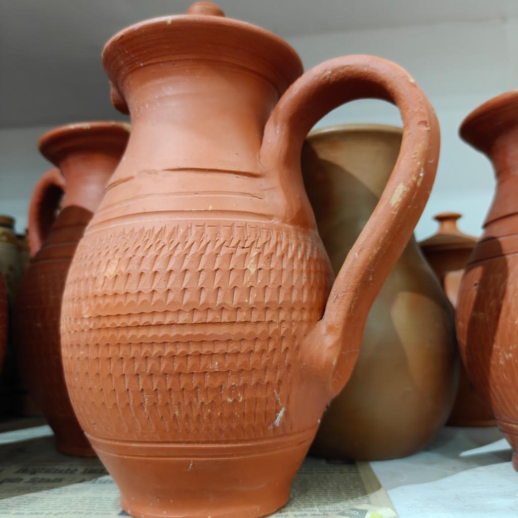 Red Vase with Handle | Ceramic | Decorative | Red