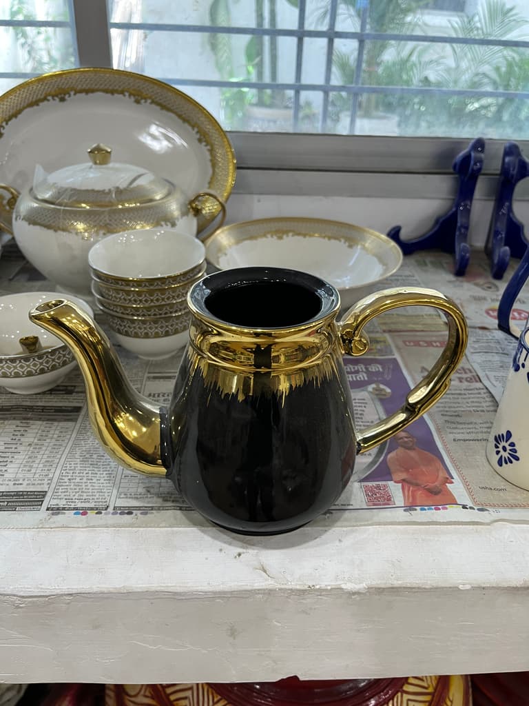 Gold Vase with Black Liquid | Vase | Glass | Gold and Black