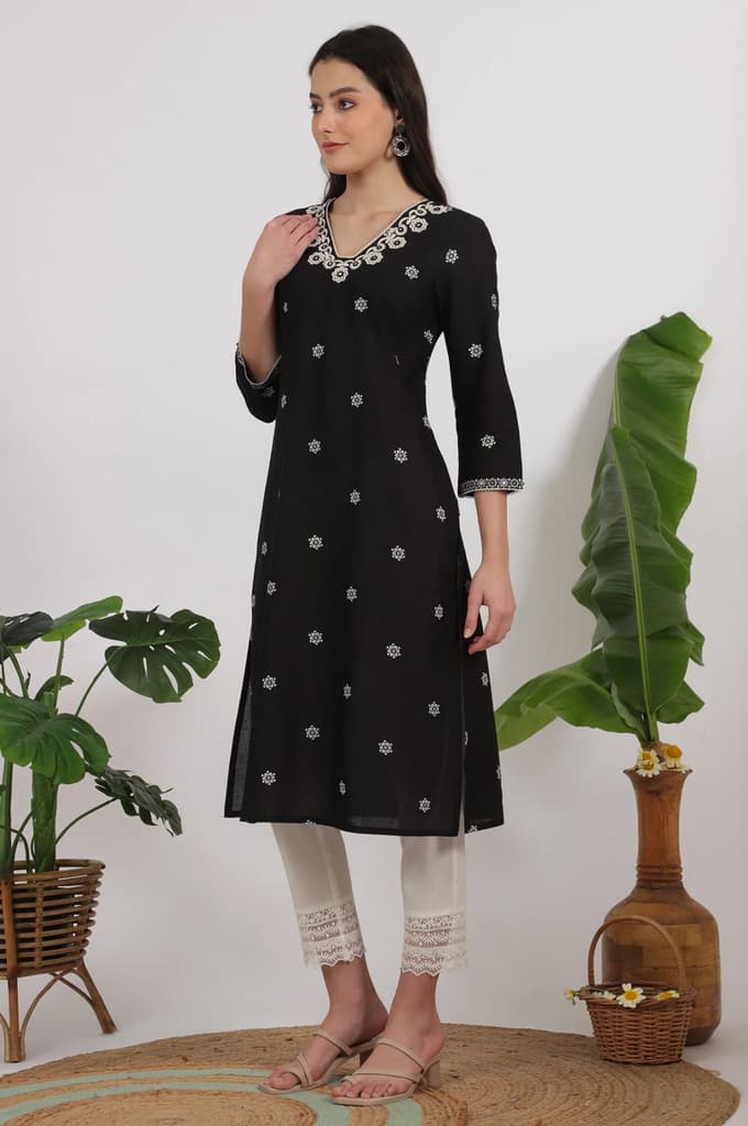 Black Bandhani Printed Pure Cotton Straight Kurta — photo 5