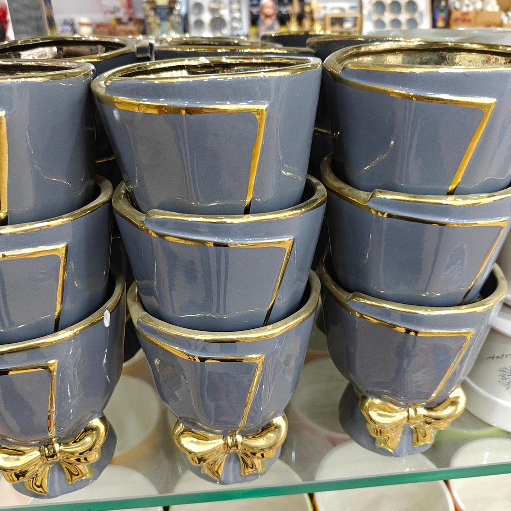 Gold-Bow Designed Cups | Ceramic | Gold | Decorative